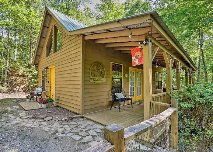 Bumblebee Cottage Murphy Retreat With Hot Tub